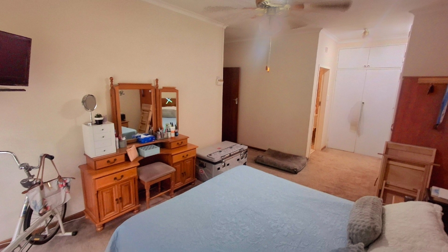 3 Bedroom Property for Sale in Vaalpark Free State